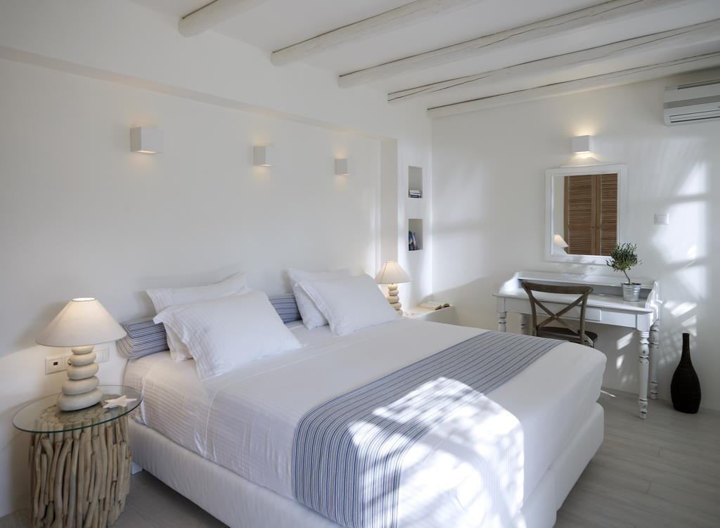 Villa Marandi Luxury Suites Stelida  Rom bilde